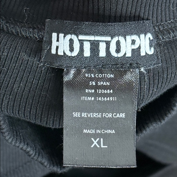 Hot Topic Black Lace-Up Cut Out Mock Neck Girls Crop Top XL - Picture 3 of 4